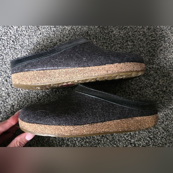 HAFLINGER Women's GZL Leather Trim Grizzly Womens Size 5 (36) - Picture 9 of 10